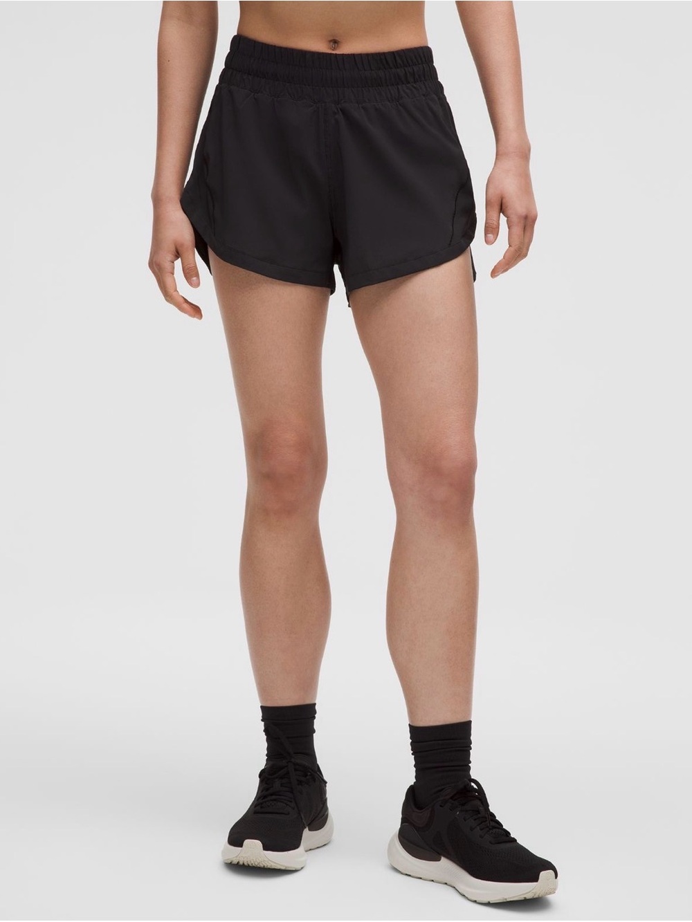 lululemon athletica - Track That Short 5”